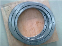 交叉滾子轉(zhuǎn)盤軸承-外齒型